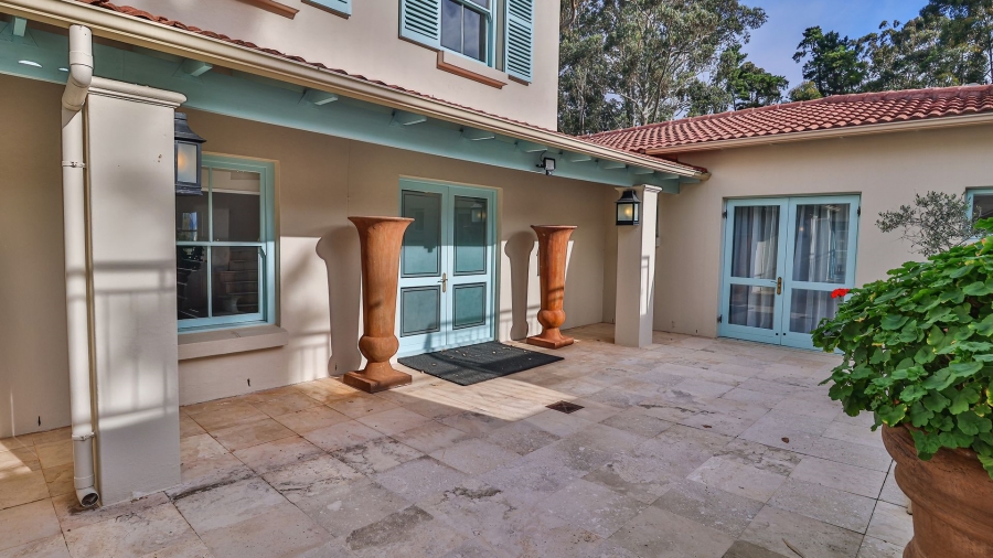 4 Bedroom Property for Sale in Spanish Farm Western Cape